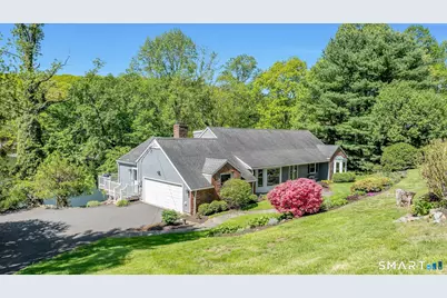 21 Dogwood Drive, Danbury, CT 06811 - Photo 2