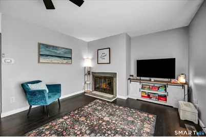 26 Glenview Drive #26, Cromwell, CT 06416 - Photo 18