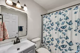26 Glenview Dr, Cromwell, CT 06416 - Photo 32