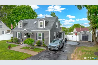4 Nicholas Drive, East Haven, CT 06512 - Photo 2