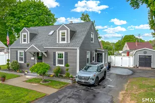 4 Nicholas Dr, East Haven, CT 06512 - Photo 2