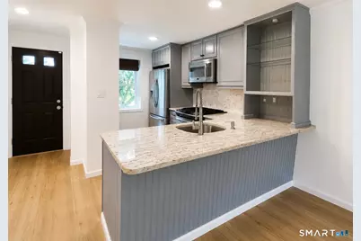 10 Evergreen Place #10, Rocky Hill, CT 06067 - Photo 2