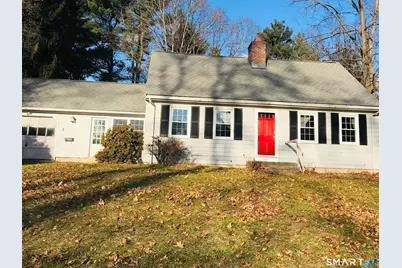 2 Tunxis Street, Farmington, CT 06032 - Photo 2