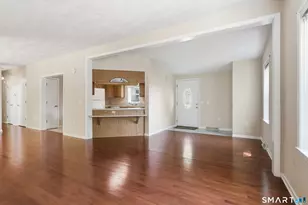 21 Hillcrest Dr, Montville, CT 06382 - Photo 6