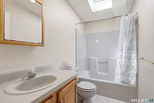 21 Hillcrest Dr, Montville, CT 06382 - Photo 16
