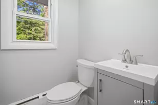 32 Hemlock Ln, East Hartford, CT 06118 - Photo 22