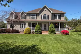 124 Damascus Rd, Branford, CT 06405 - Photo 4