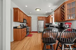 124 Damascus Rd, Branford, CT 06405 - Photo 14