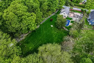 153 Boggs Hill Rd, Newtown, CT 06470 - Photo 2
