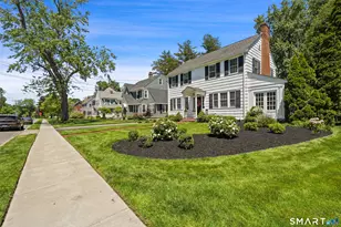 42 Newport Ave, West Hartford, CT 06107 - Photo 30