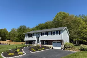29 Deer Ridge Rd, Stonington, CT 06378 - Photo 1
