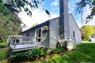 3 Woodstock Meadows, Woodstock Valley, CT 06281 - Photo 2