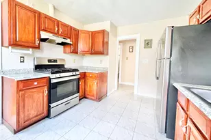 60 Westfield Ave, Bridgeport, CT 06606 - Photo 2