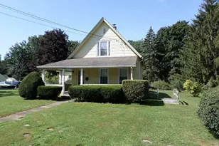 386 Parker St, Manchester, CT 06042 - Photo 1