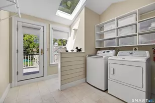 10 Prospect St, Groton, CT 06355 - Photo 36