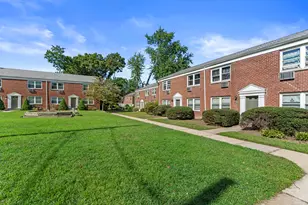 28 Hamilton Ct, Stamford, CT 06902 - Photo 16