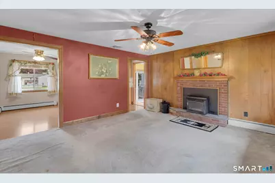 102 Wayne Lane, Meriden, CT 06450 - Photo 4