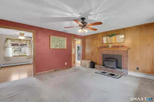 102 Wayne Ln, Meriden, CT 06450 - Photo 4