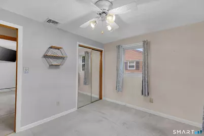 102 Wayne Lane, Meriden, CT 06450 - Photo 20