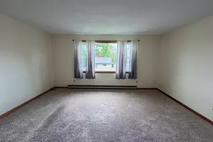 398 Wilson St, Waterbury, CT 06708 - Photo 2