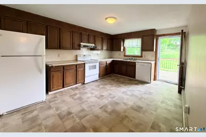398 Wilson Street, Waterbury, CT 06708 - Photo 4
