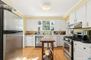 1018 North Street, Greenwich, CT 06831 - Photo 10