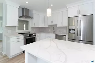 27 Snow Crystal Ln, Stamford, CT 06905 - Photo 8