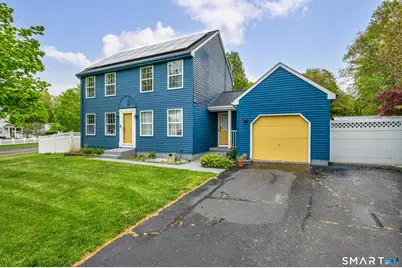 5 Bentley Drive, Manchester, CT 06040 - Photo 1
