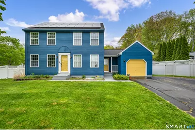 5 Bentley Drive, Manchester, CT 06040 - Photo 2