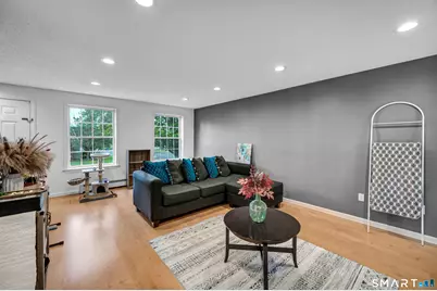 5 Bentley Drive, Manchester, CT 06040 - Photo 4