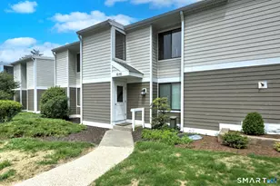 43 Lawson Ln, Ridgefield, CT 06877 - Photo 2