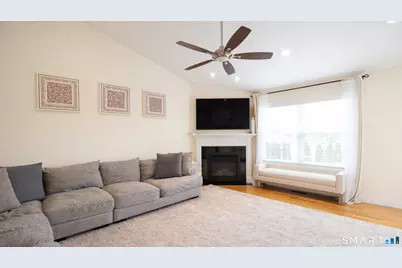 20 Twin Oaks Terrace, Milford, CT 06460 - Photo 12