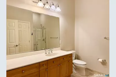 1 King Philip Drive #405, West Hartford, CT 06117 - Photo 18