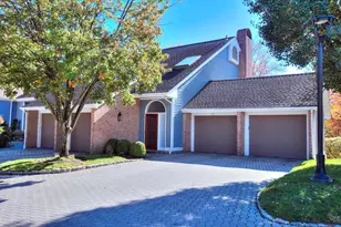 135 Regents Pk, Westport, CT 06880 - Photo 2