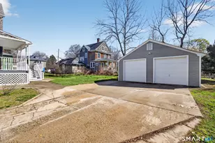 314 Ocean Ave, New London, CT 06320 - Photo 8