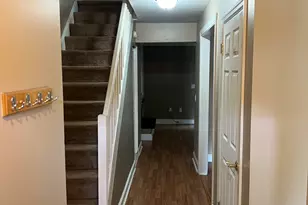 93 Park Ave, Danbury, CT 06810 - Photo 10