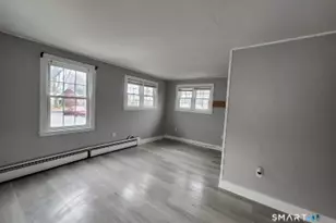 46 Maple St, Plainville, CT 06062 - Photo 8