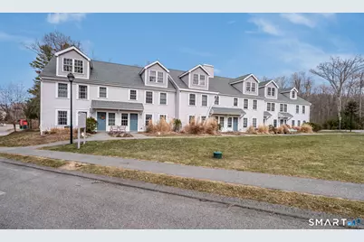 77 Lyme Street #D, Old Lyme, CT 06371 - Photo 1