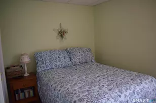 10 Hartford Ave, Old Lyme, CT 06371 - Photo 12