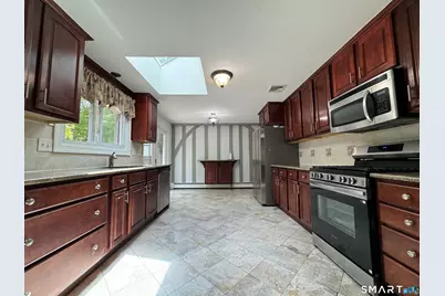 38 Grey Ledge Drive, Guilford, CT 06437 - Photo 6