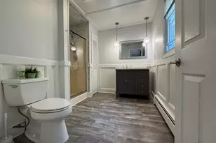 38 Grey Ledge Dr, Guilford, CT 06437 - Photo 14