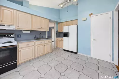 6 Virginia Road, North Branford, CT 06471 - Photo 6