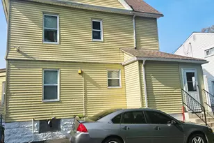 57 Burnham St, Hartford, CT 06112 - Photo 12