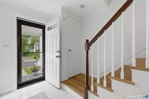 198 Auburn Rd, West Hartford, CT 06119 - Photo 4