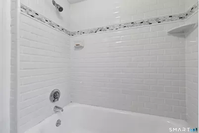 198 Auburn Road, West Hartford, CT 06119 - Photo 32