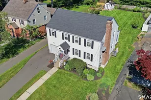 198 Auburn Rd, West Hartford, CT 06119 - Photo 2