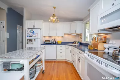 18 Cedarwood Lane, Old Saybrook, CT 06475 - Photo 6