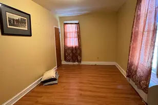 384 Wells St, Bridgeport, CT 06606 - Photo 2