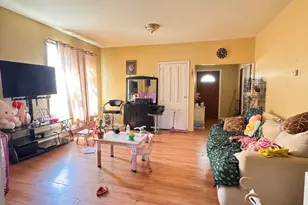 384 Wells St, Bridgeport, CT 06606 - Photo 6