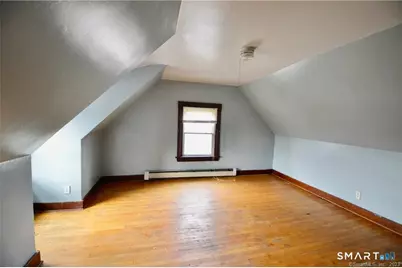384 Wells Street, Bridgeport, CT 06606 - Photo 16